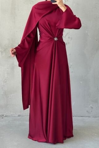 Flowing Fabric and Brooch Detailed Satin Hijab Evening Dress Burgundy