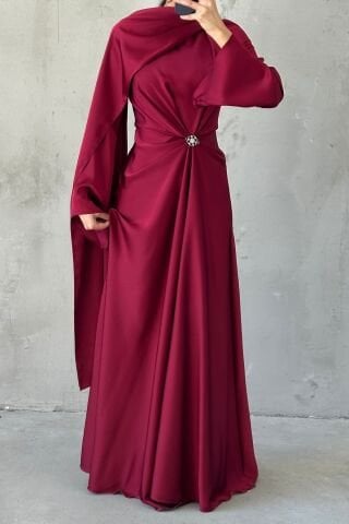 Akıcı Kumaş Ve Broş Detaylı Saten Tesettür Abiye Bordo