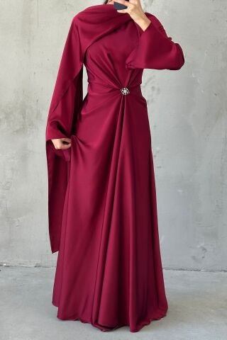 Akıcı Kumaş Ve Broş Detaylı Saten Tesettür Abiye Bordo
