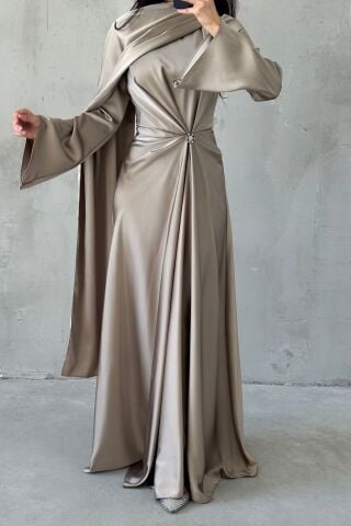 Flowing Fabric and Brooch Detailed Satin Hijab Evening Dress Mink