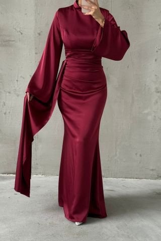Kuyruk Detaylı Saten Tesettür Abiye Bordo