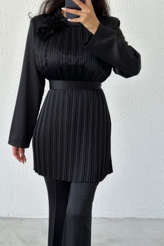 Elegant Duo: Satin Hijab Suit with Pleated Top Trousers Black