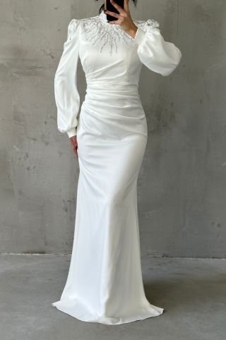 Unique Stone Embellished Waist Draped Satin Hijab Evening Dress Ecru