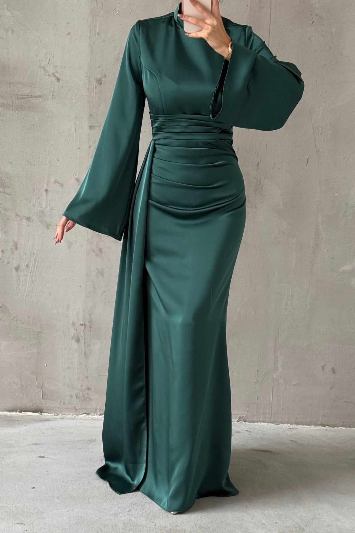 Tail Detailed Satin Hijab Evening Dress Green