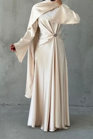 Akıcı Kumaş Ve Broş Detaylı Saten Tesettür Abiye Taş