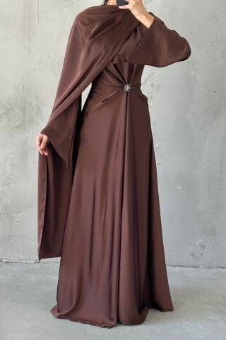 Flowing Fabric and Brooch Detailed Satin Hijab Evening Dress Brown