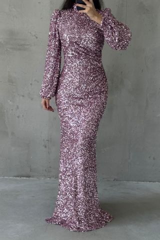 فستان سهرة حجابي لامع مع تفاصيل الترتر في جميع أنحاء اللون الليلكي