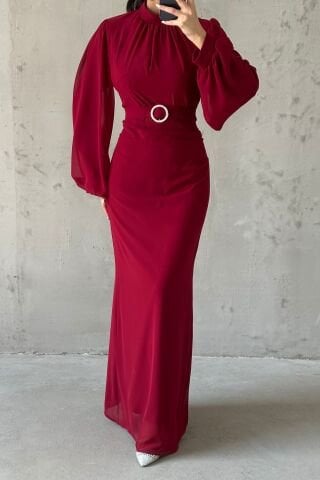 Şık Tasarım Bordo Kemerli Şifon Tesettür Abiye Elbise