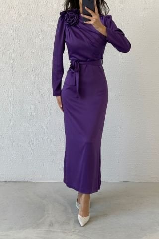 Gül Broş Detaylı Saten Tesettür Abiye Mor