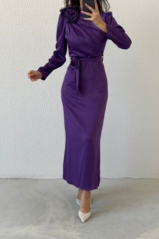 Gül Broş Detaylı Saten Tesettür Abiye Mor