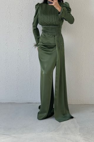 Üstü Ve Kuşağı Pliseli Saten Tesettür Abiye Haki