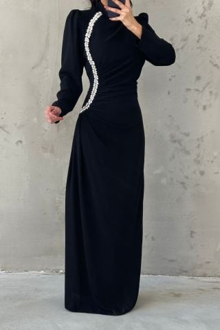 Elegant Stone Detailed Waist Pleated Crepe Hijab Evening Dress Black
