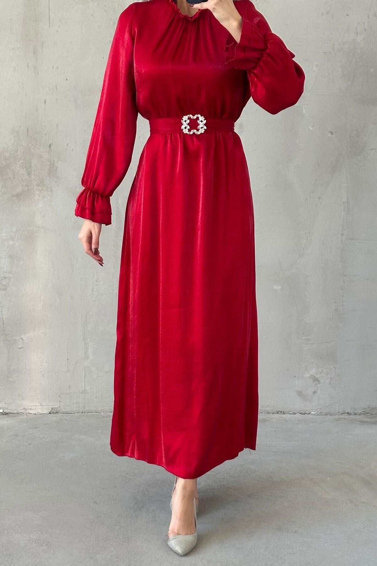 Arvelia Tesettür Abiye Kırmızı