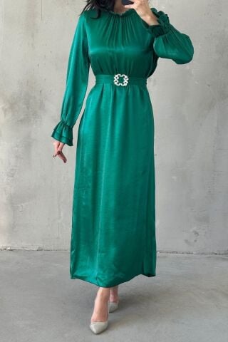فستان سهرة أخضر من أرفيليا للحجاب