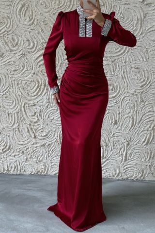Jeweled Elegance: Satin Hijab Evening Dress with Sleeves and Stone Collar Claret Red