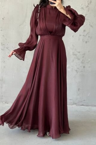 Zarif Kol Detaylı Janjan Tesettür Abiye Kahverengi