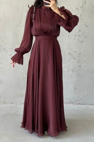 Zarif Kol Detaylı Janjan Tesettür Abiye Kahverengi