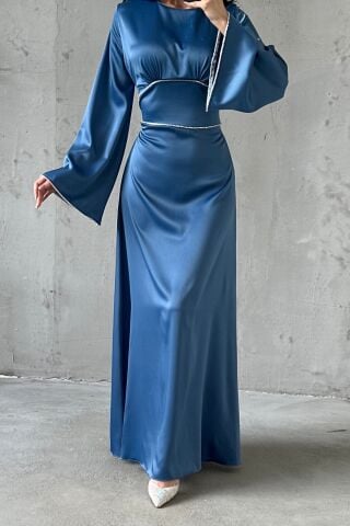 Kolları ve Beli İnci Taş Detaylı  Volan Kol Saten Tesettür Abiye İndigo