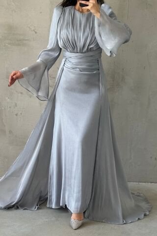 Drape Ve Pelerin Detaylı Janjan Tesettür Abiye Gri