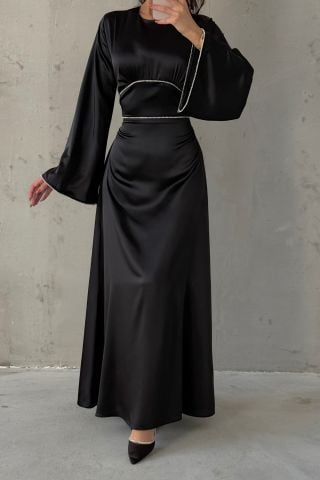 Kolları ve Beli İnci Taş Detaylı  Volan Kol Saten Tesettür Abiye Siyah