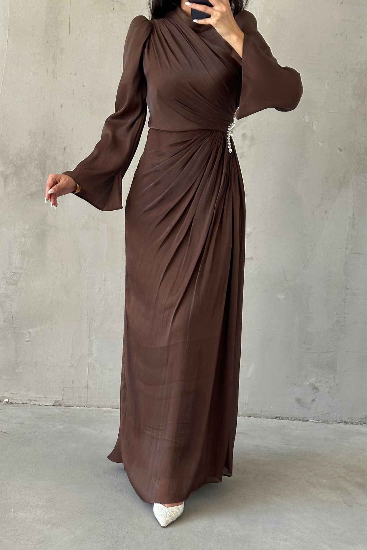 Volan Kol Drapeli Janjan Tesettür Abiye Kahverengi