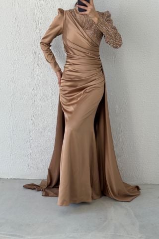 Belden Büzgülü Pelerin Model Saten Tesettür Abiye Bakır