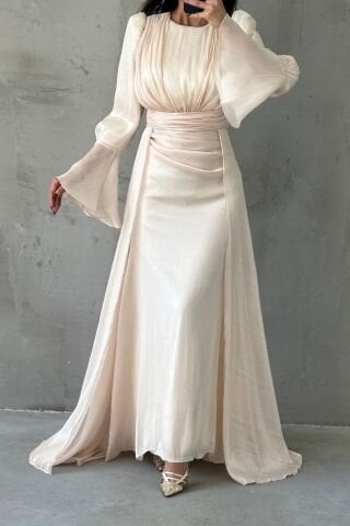 Drape Ve Pelerin Detaylı Janjan Tesettür Abiye Ekru