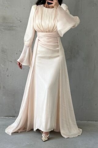 Drape Ve Pelerin Detaylı Janjan Tesettür Abiye Ekru