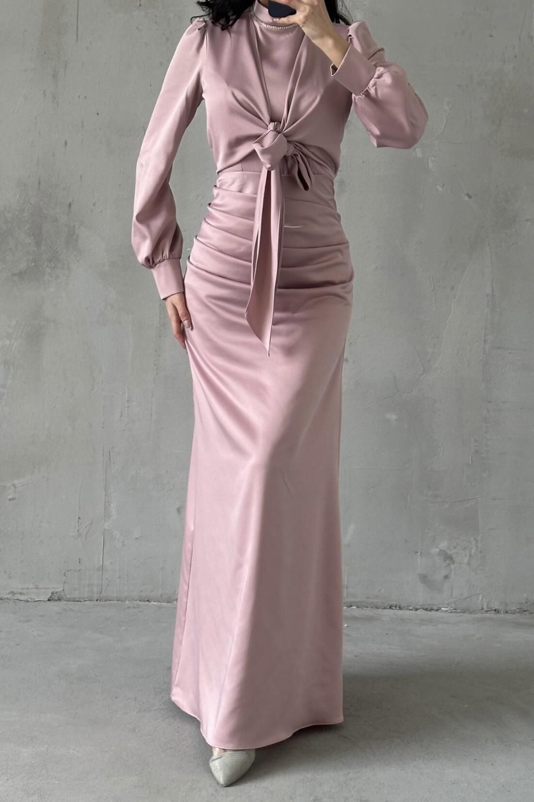 Flawless Details Satin Hijab Evening Dress Powder Pink
