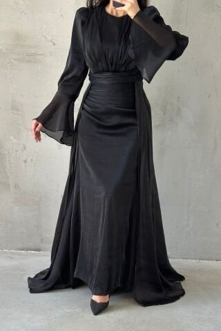 Drape Ve Pelerin Detaylı Janjan Tesettür Abiye Siyah