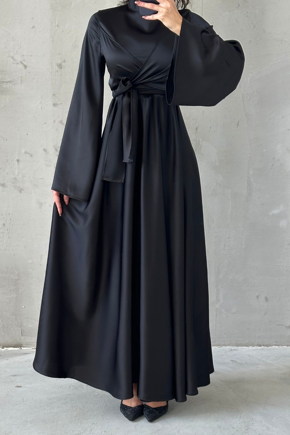 Basic Flounce Sleeve Satin Hijab Evening Dress Black