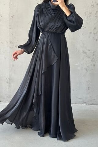 Modern Tasarım Fırfır Detaylı Janjan Tesettür Abiye Siyah