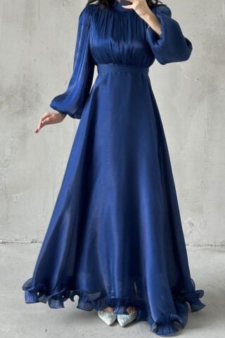 فستان سهرة محجبة مزين باللؤلؤ، لون كحلي