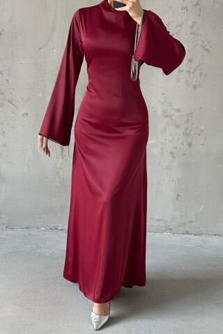 Saten İncisi: Volan Kol Zincir Detaylı Tesettür Abiye Mürdüm