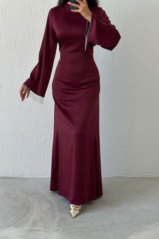Satin Pearl: Flounce Sleeve Chain Detailed Hijab Evening Dress Plum