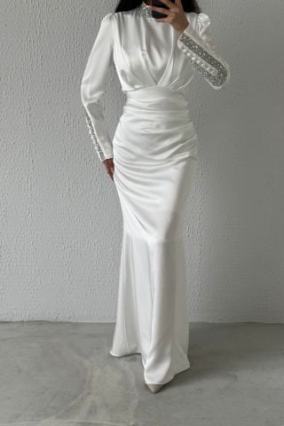 Moder Tasarım Kolu Ve Yakası Taş Detaylı Saten Tesettür Abiye Ekru