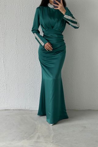 Modern Design Satin Hijab Evening Dress with Stone Detail on Sleeves and Collar, Emerald Green