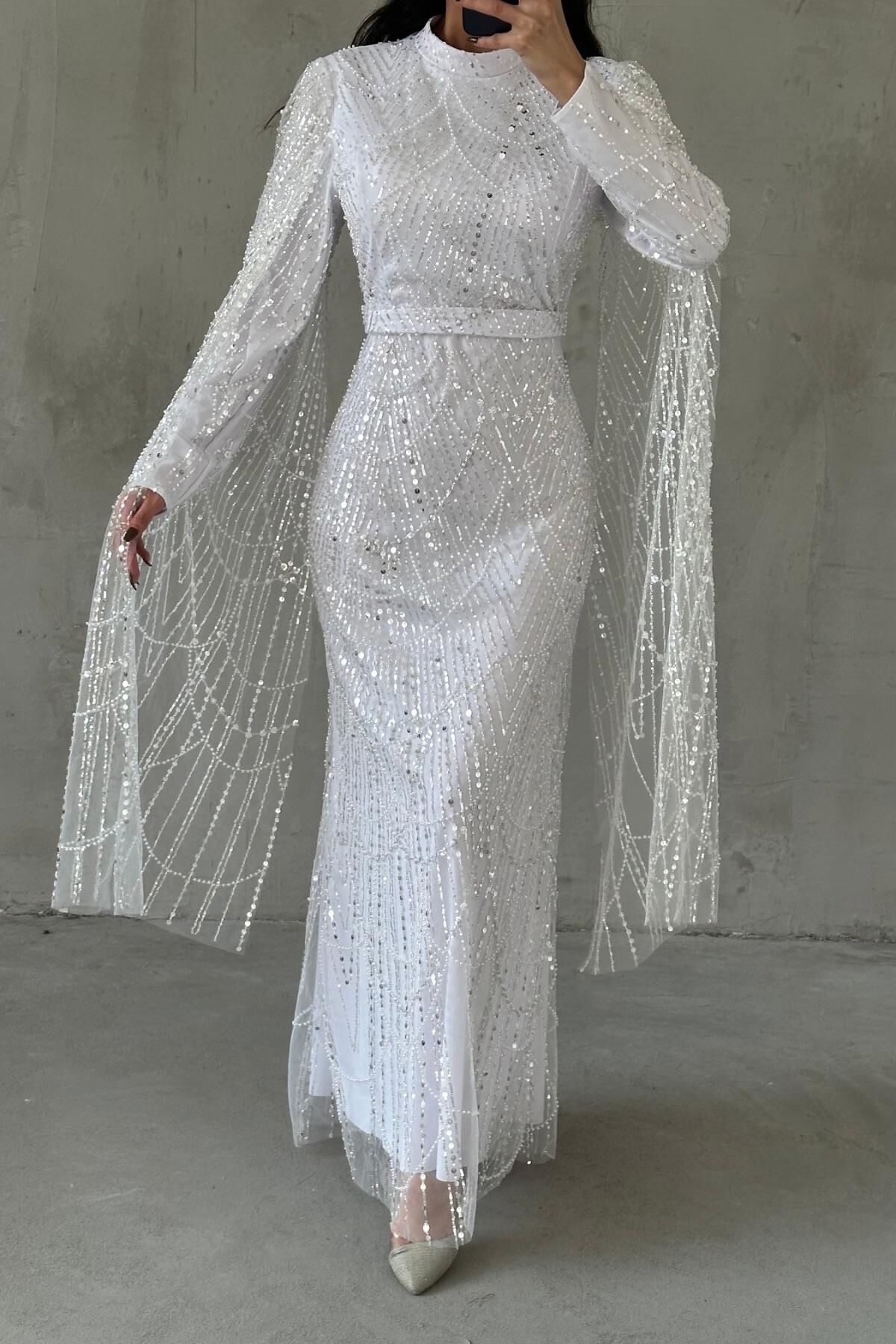 Lunara Hijab Evening Dress White