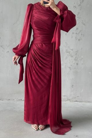 Akıcı Kumaş Kuyruk Detaylı Tesettür Abiye Bordo