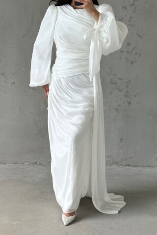 Akıcı Kumaş Kuyruk Detaylı Tesettür Abiye Beyaz