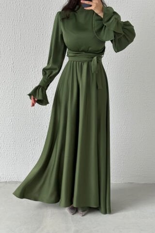 Volan Kol Detaylı Saten Tesettür Abiye Yeşil