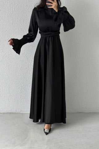 Volan Kol Detaylı Saten Tesettür Abiye Siyah