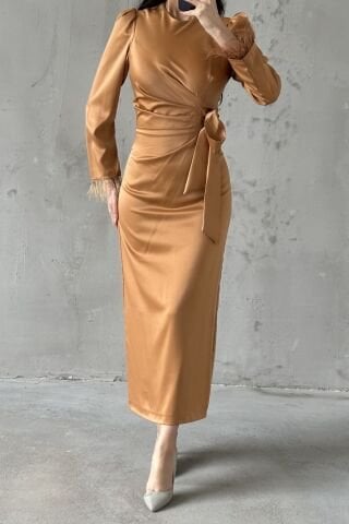 Kolu Tüylü Kalem Saten Tesettür Abiye Bakır