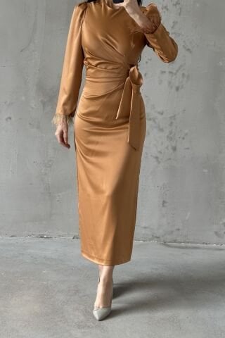 Kolu Tüylü Kalem Saten Tesettür Abiye Bakır