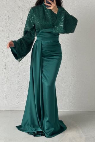 Kuyruk Detaylı Üstü Payet Saten Tesettür Abiye Yeşil