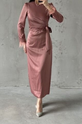 Kolu Tüylü Kalem Saten Tesettür Abiye Mürdüm