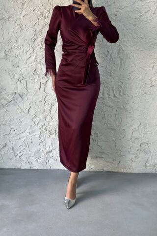 Kolu Tüylü Kalem Saten Tesettür Abiye Mürdüm