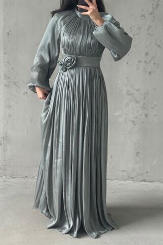 Janjan Modest Evening Dress with Sash and Brooch Detail Mint Green
