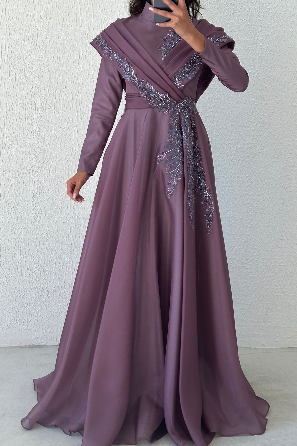 İşleme Detaylı Organze Tesettür Abiye Lila