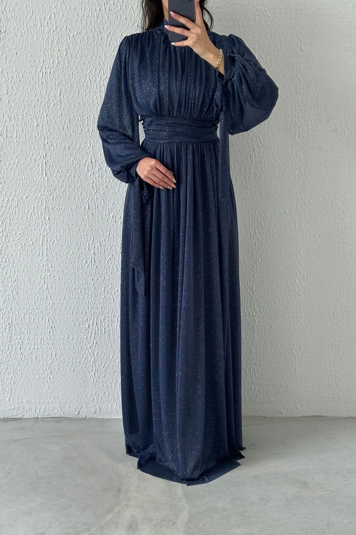 Koldan Detaylı Simli Tesettür Abiye Lacivert